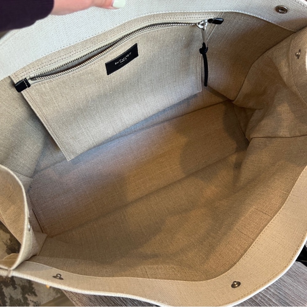 Authentic Saint Laurent tote bag - Picture 5 of 7